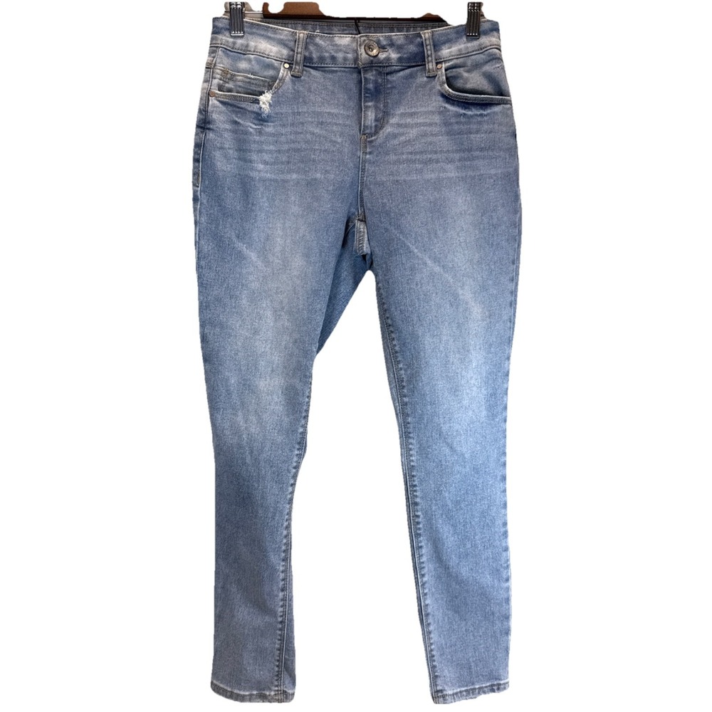 Natural Reflections Women's Size 2 Blue Straight Distressed Stretch Denim Jeans